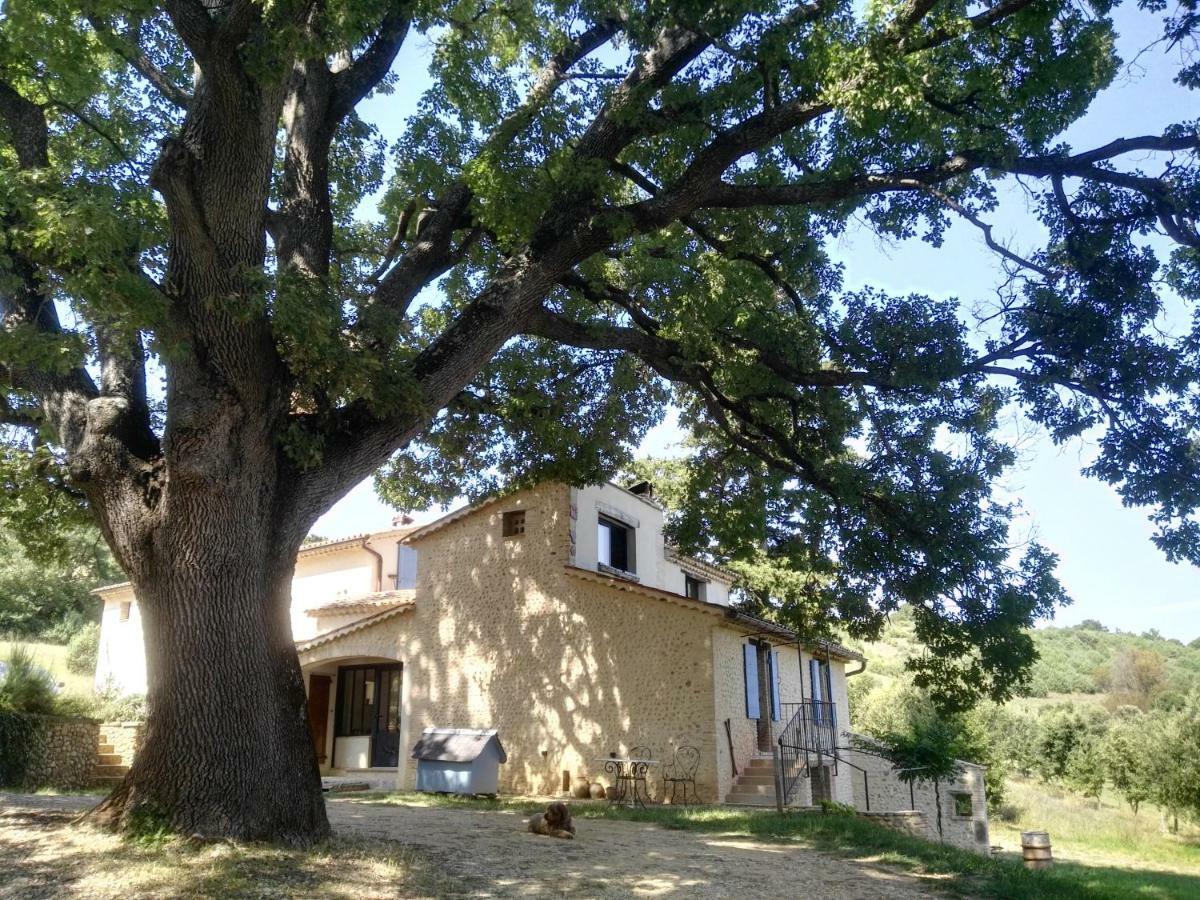 Maison d'hôtes du Grand Chêne Valensole Exterior foto